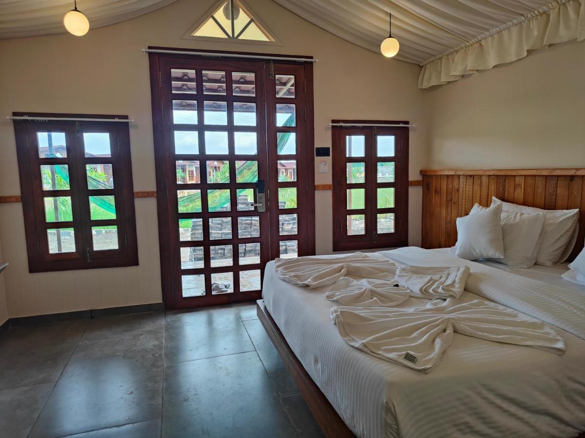 Nirvana Resort And Restaurant Garudeshwar Zewnętrze zdjęcie